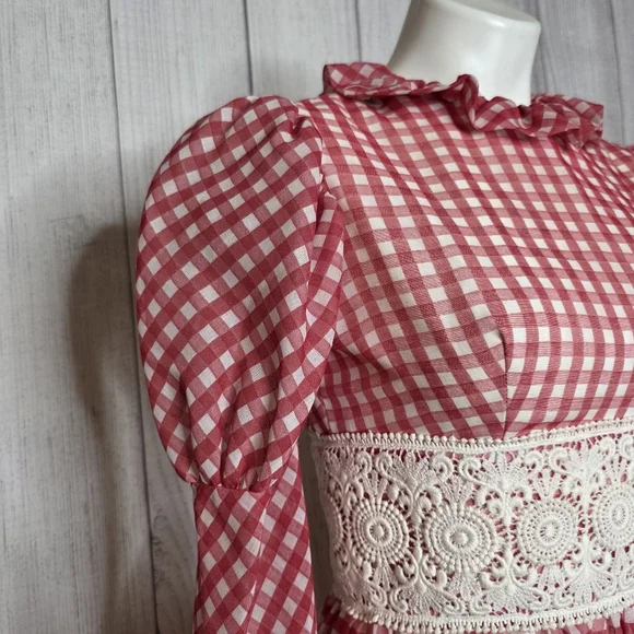 Vintage 70s Red & White Gingham Crochet Waist Prairie Maxi Dress, sz Small - Picture 3 of 6